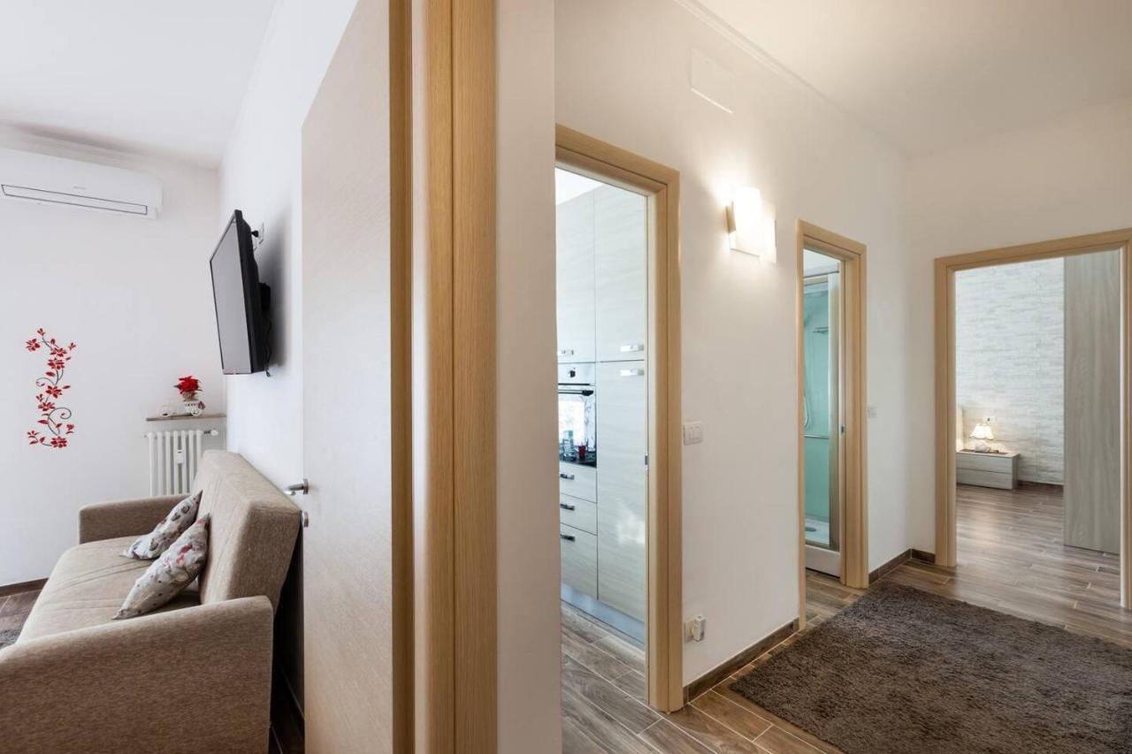 Residenza Larissa Luxury 1 Appartement Verona Buitenkant foto