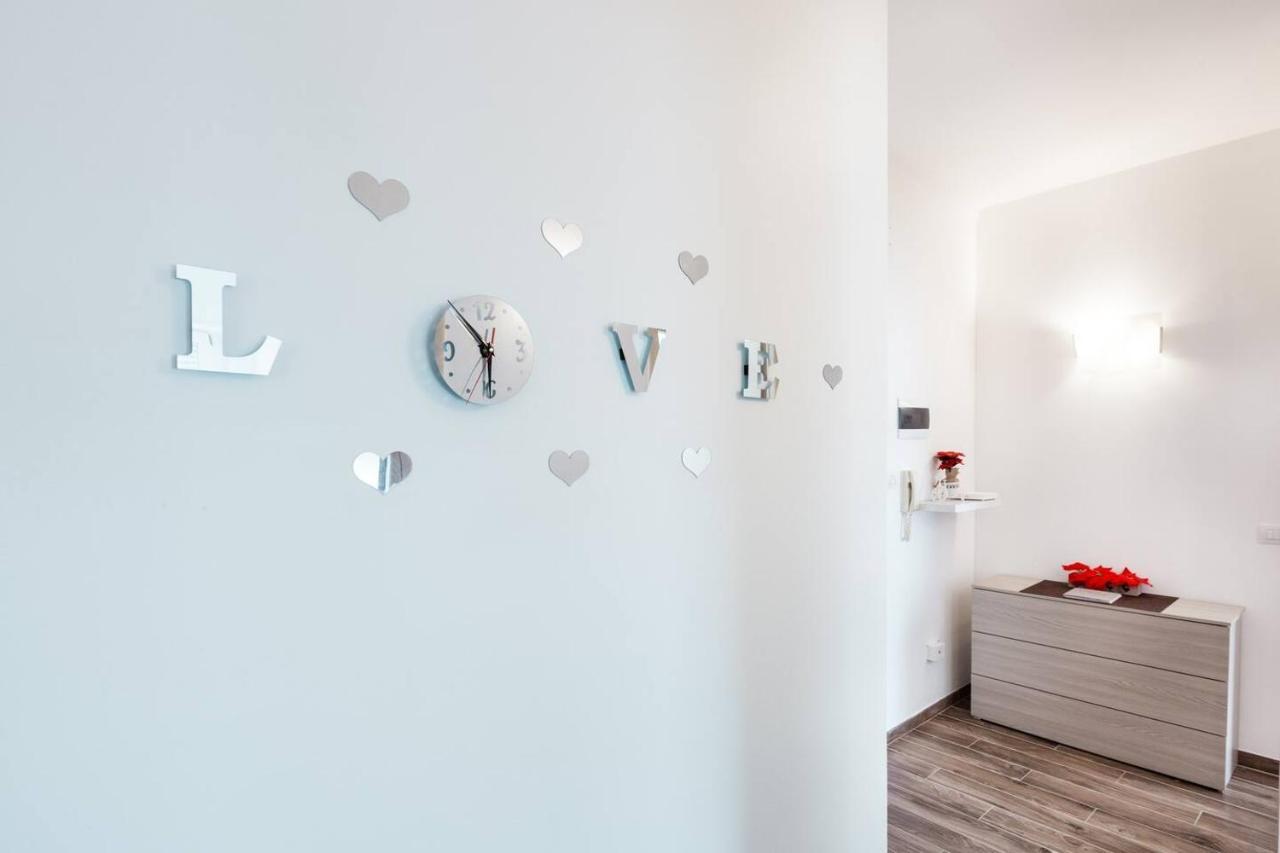 Residenza Larissa Luxury 1 Appartement Verona Buitenkant foto